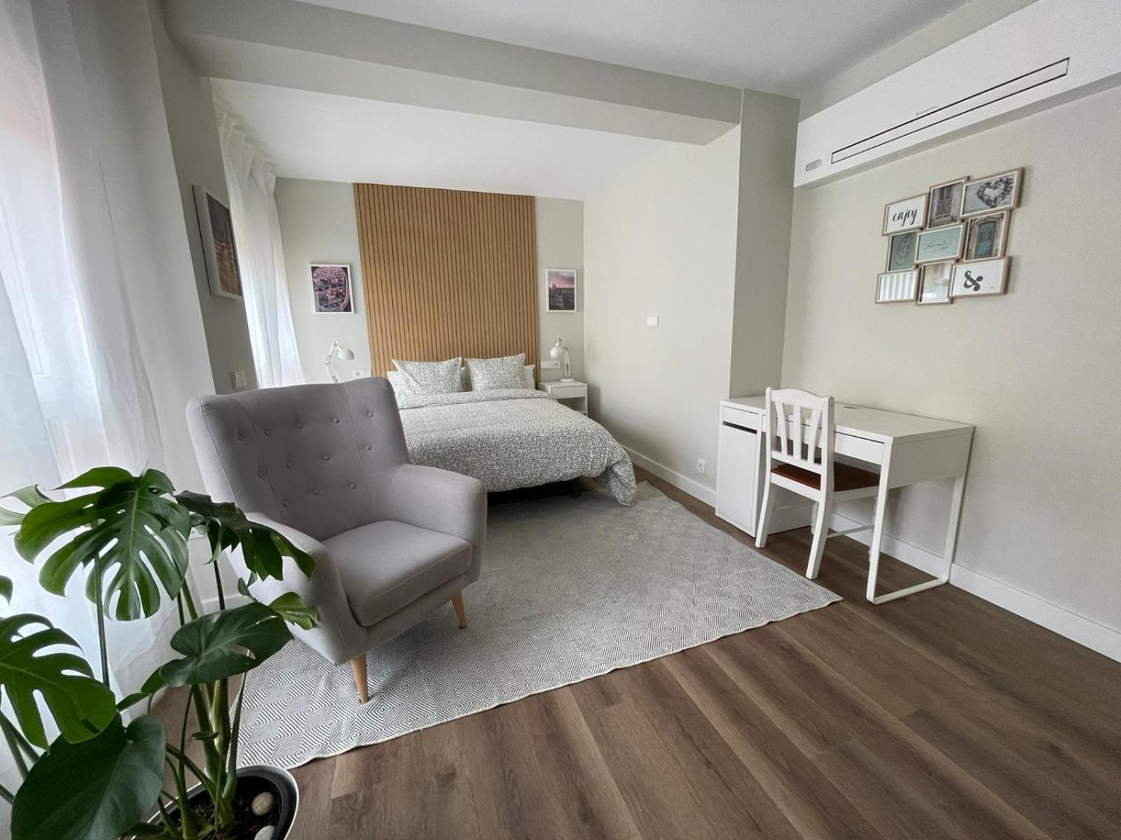 Rooms Madrid Rio ภายนอก รูปภาพ